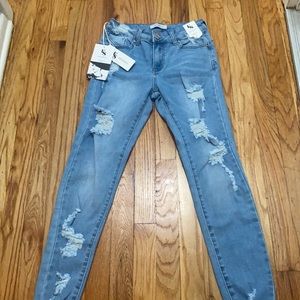 New skinny jeans in the shade light blue